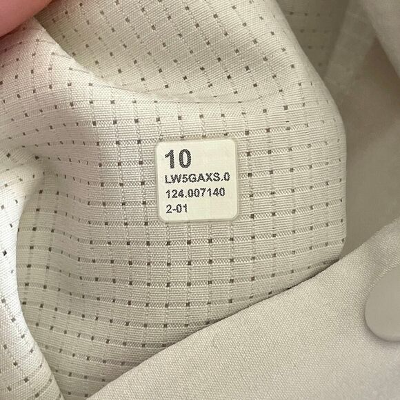 Lululemon Tear-Away Mid-Rise Track Pant Light Vapor - Size: 10 - Picture 5 of 11